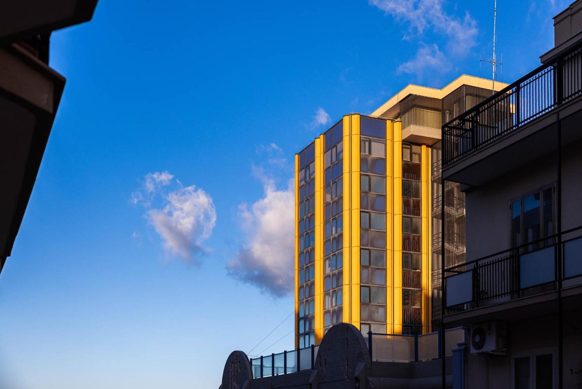 Casa Dei Visionari - Mare Apartment Bari Ngoại thất bức ảnh
